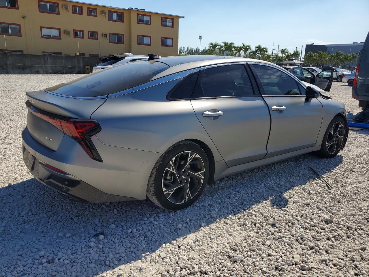 2025 Kia K5 Gt-Line - zdjęcie 3