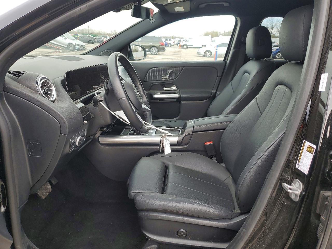 2025 Mercedes-Benz Gla 250 - zdjęcie 7