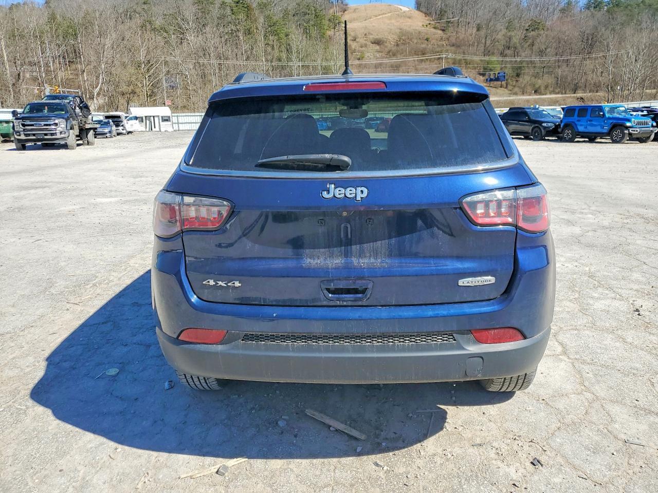 2018 Jeep Compass Latitude - zdjęcie 6