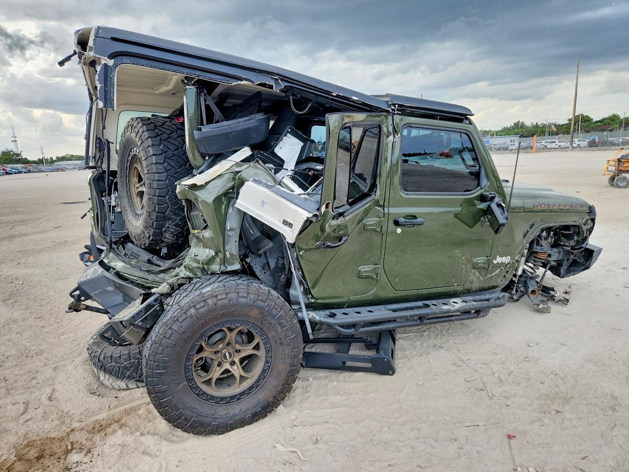 2021 Jeep Wrangler Unlimited Sport - zdjęcie 3