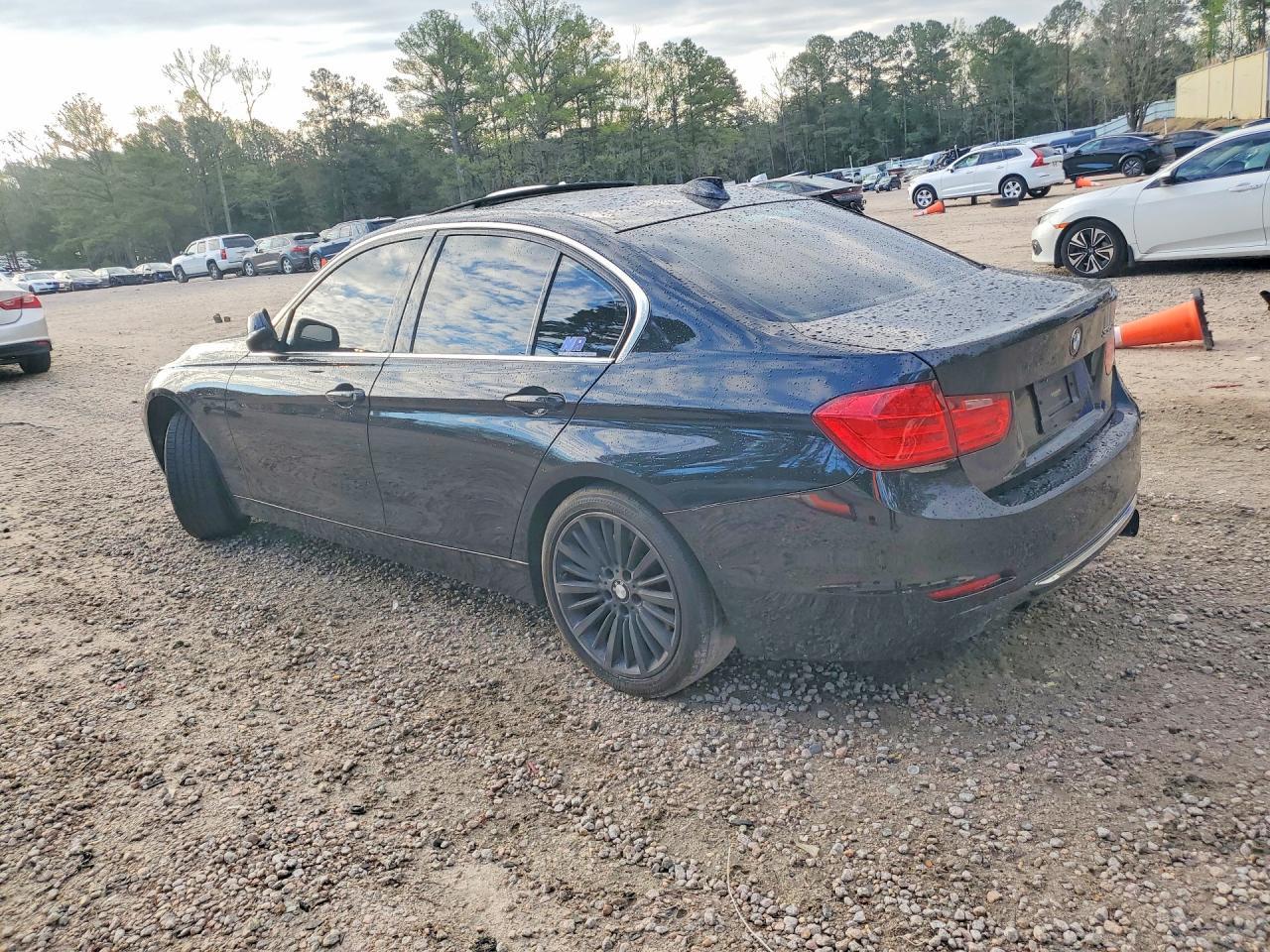 2015 BMW 335 I - zdjęcie 2