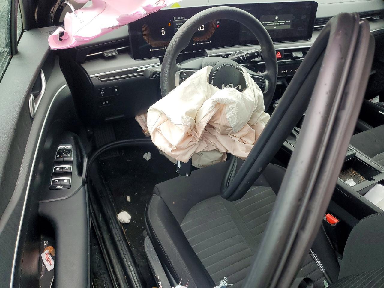 2025 Kia K5 Lxs - zdjęcie 8