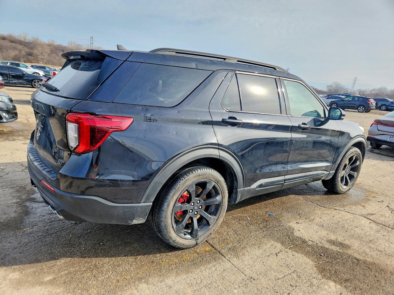 2023 Ford Explorer St - zdjęcie 3