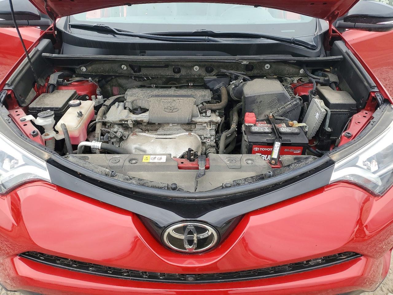 2017 Toyota Rav4 Se - zdjęcie 12