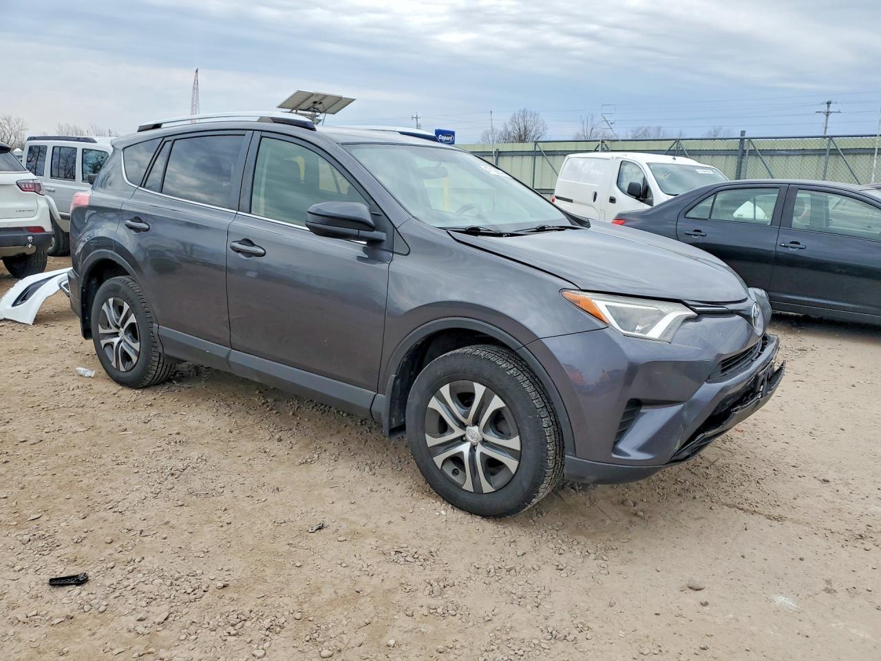 2016 Toyota Rav4 Le - zdjęcie 4