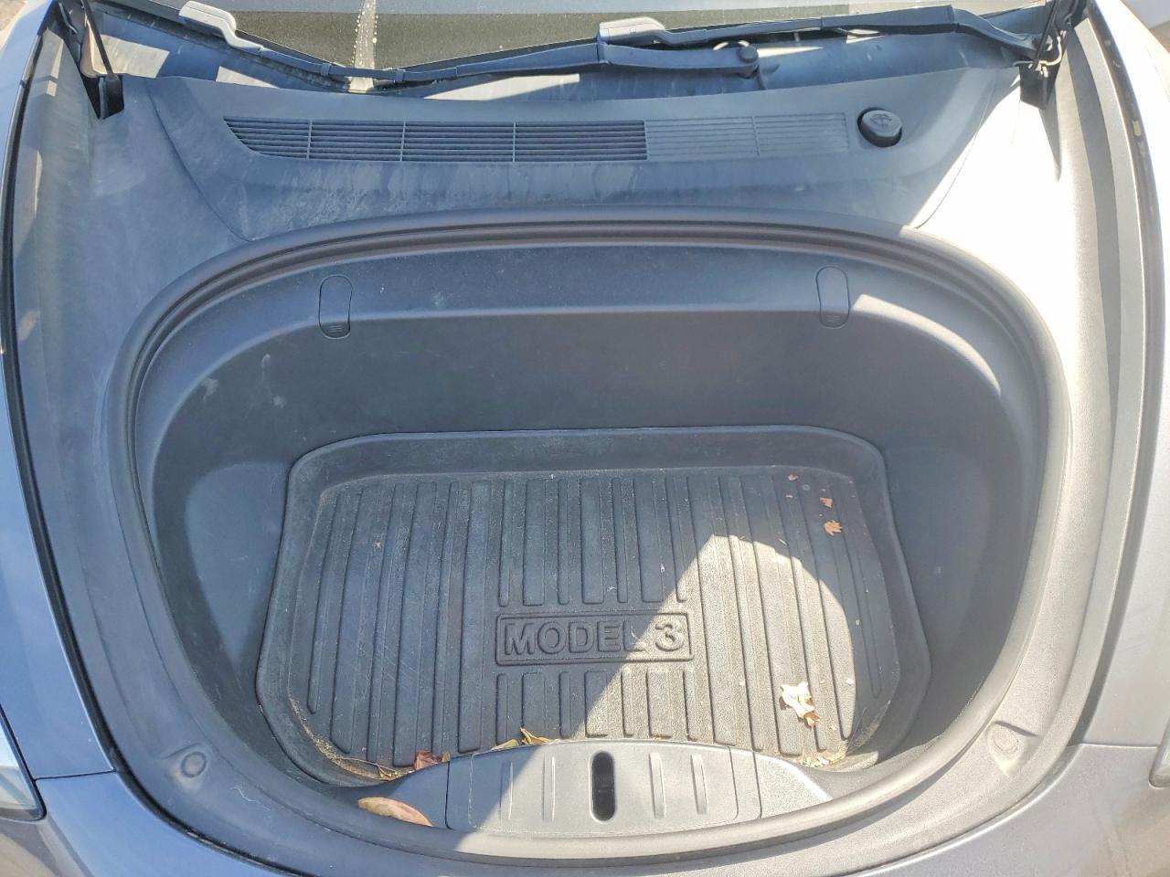 2018 Tesla Model 3 - zdjęcie 11