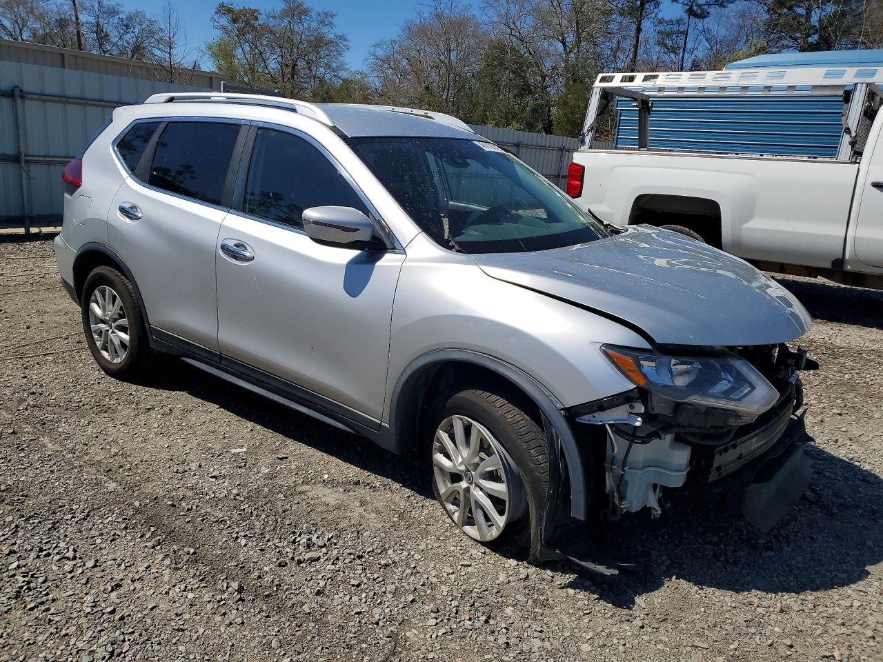 2020 Nissan Rogue Sv - zdjęcie 4