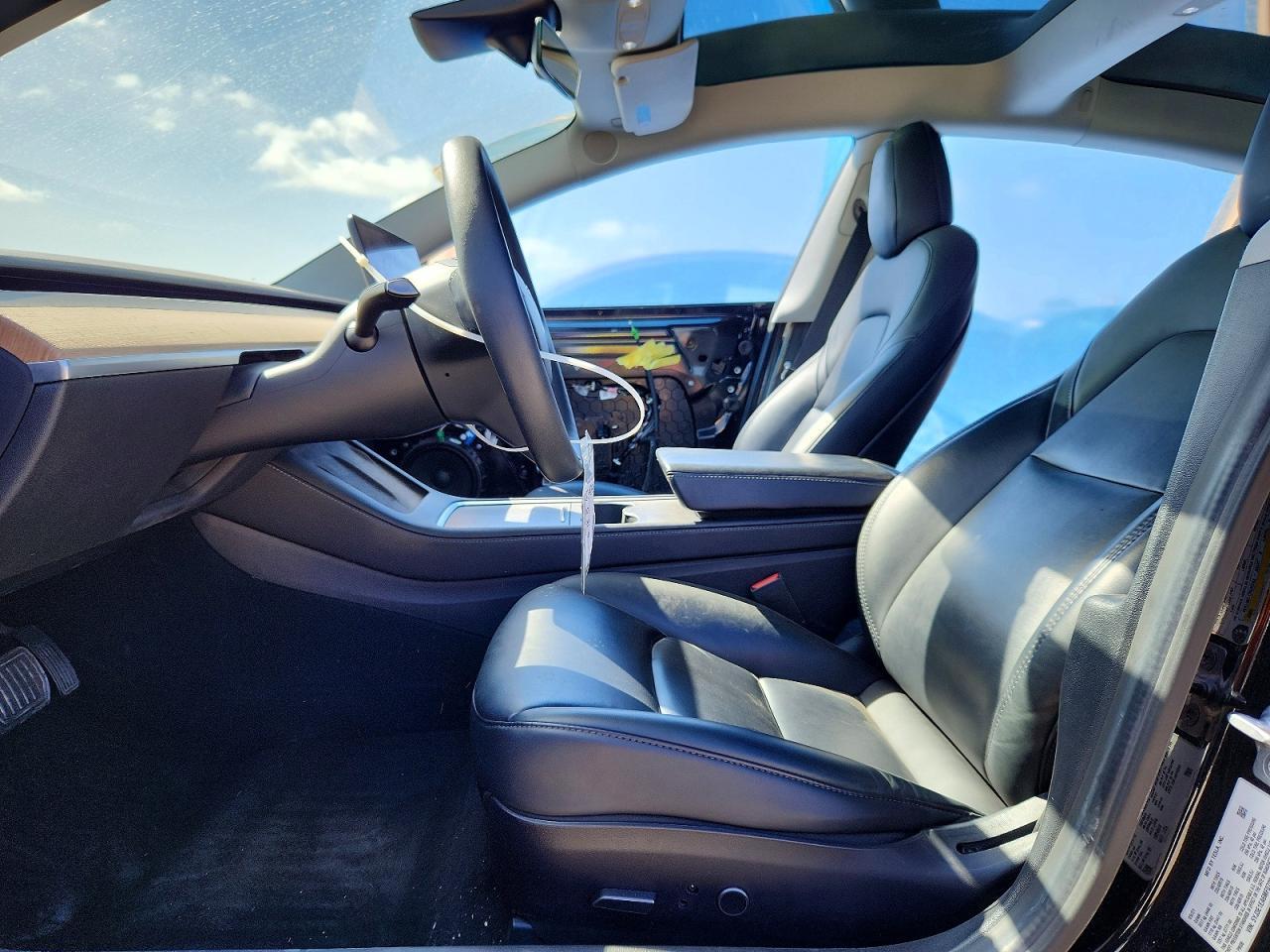 2021 Tesla Model 3 - zdjęcie 7