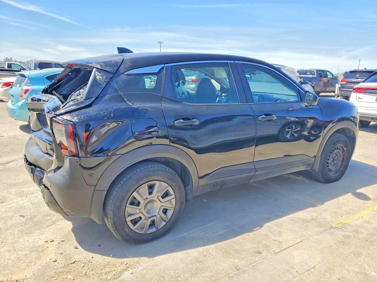 2025 Nissan Kicks S - zdjęcie 3