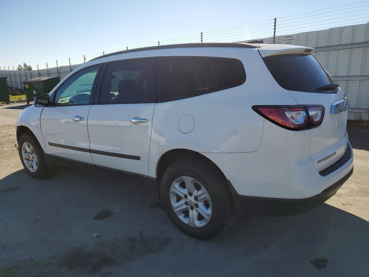 2017 Chevrolet Traverse Ls - zdjęcie 2