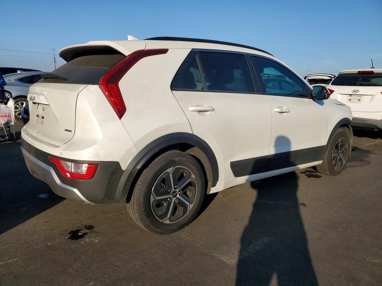 2025 Kia Niro Ex - zdjęcie 3