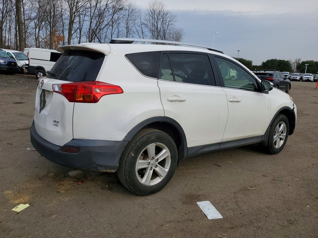 2013 Toyota Rav4 Xle - zdjęcie 3