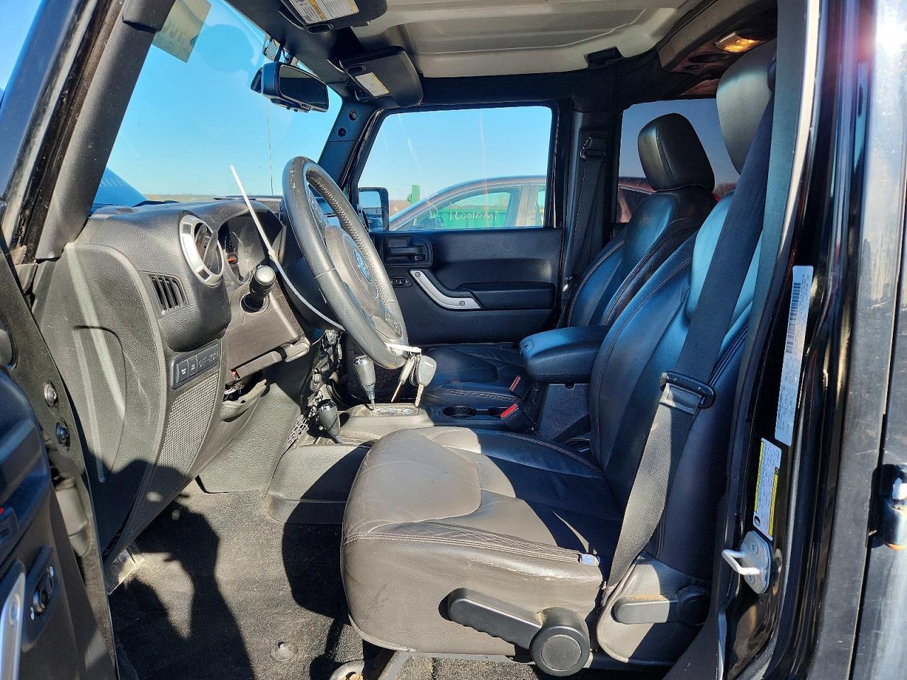 2015 Jeep Wrangler Unlimited Rubicon - zdjęcie 7