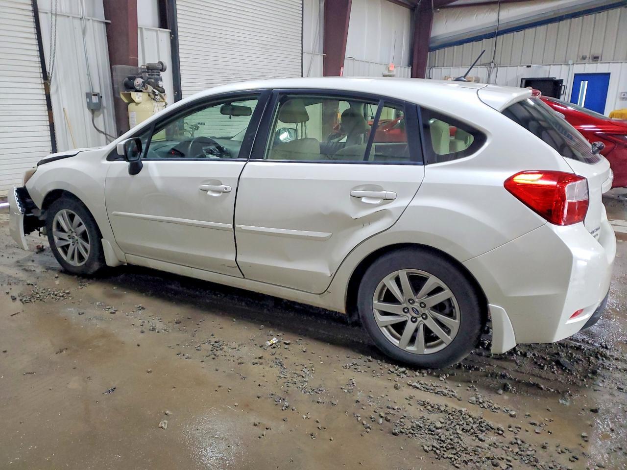 2015 Subaru Impreza Premium - zdjęcie 2