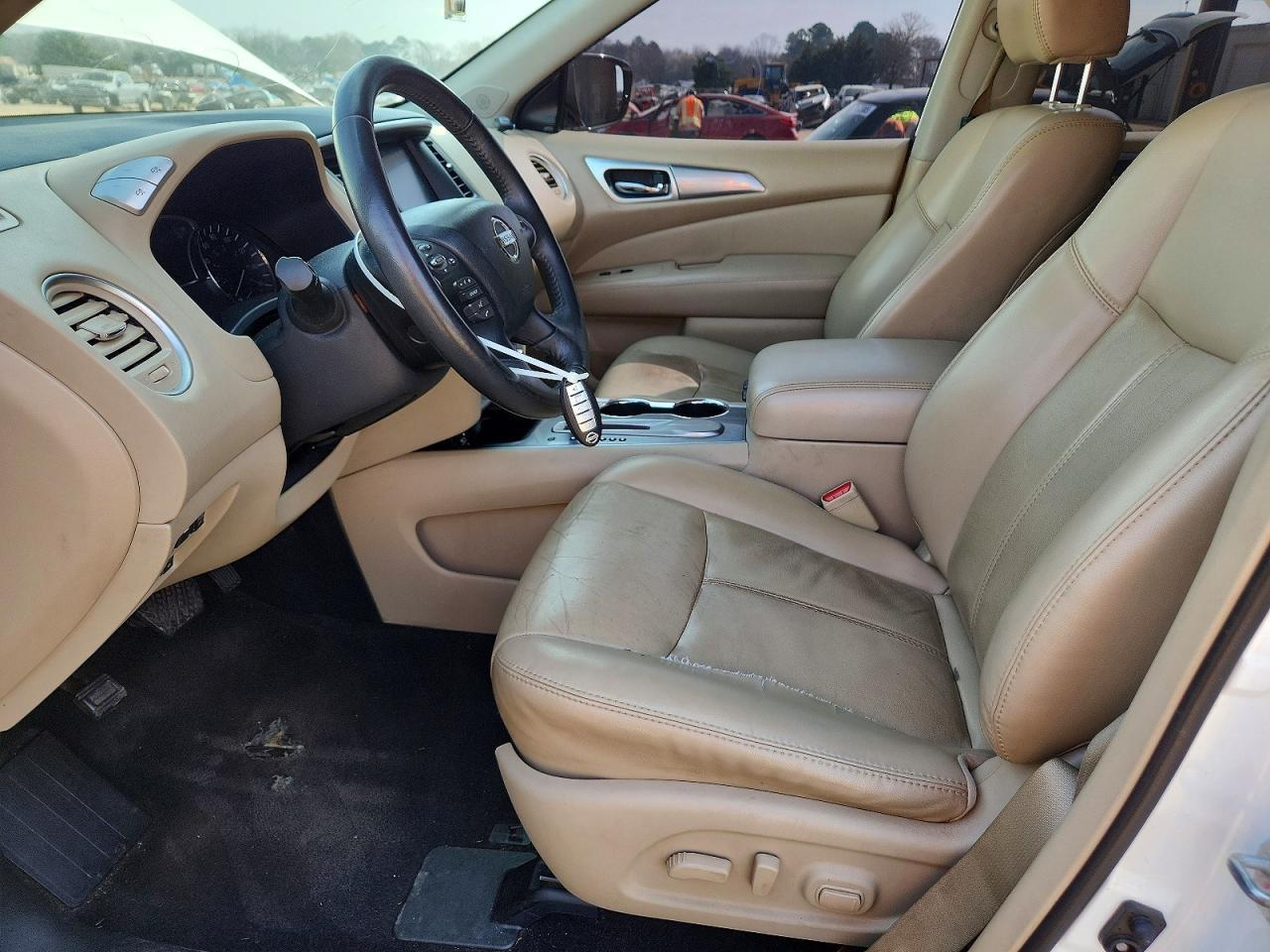 2017 Nissan Pathfinder Sl - zdjęcie 7