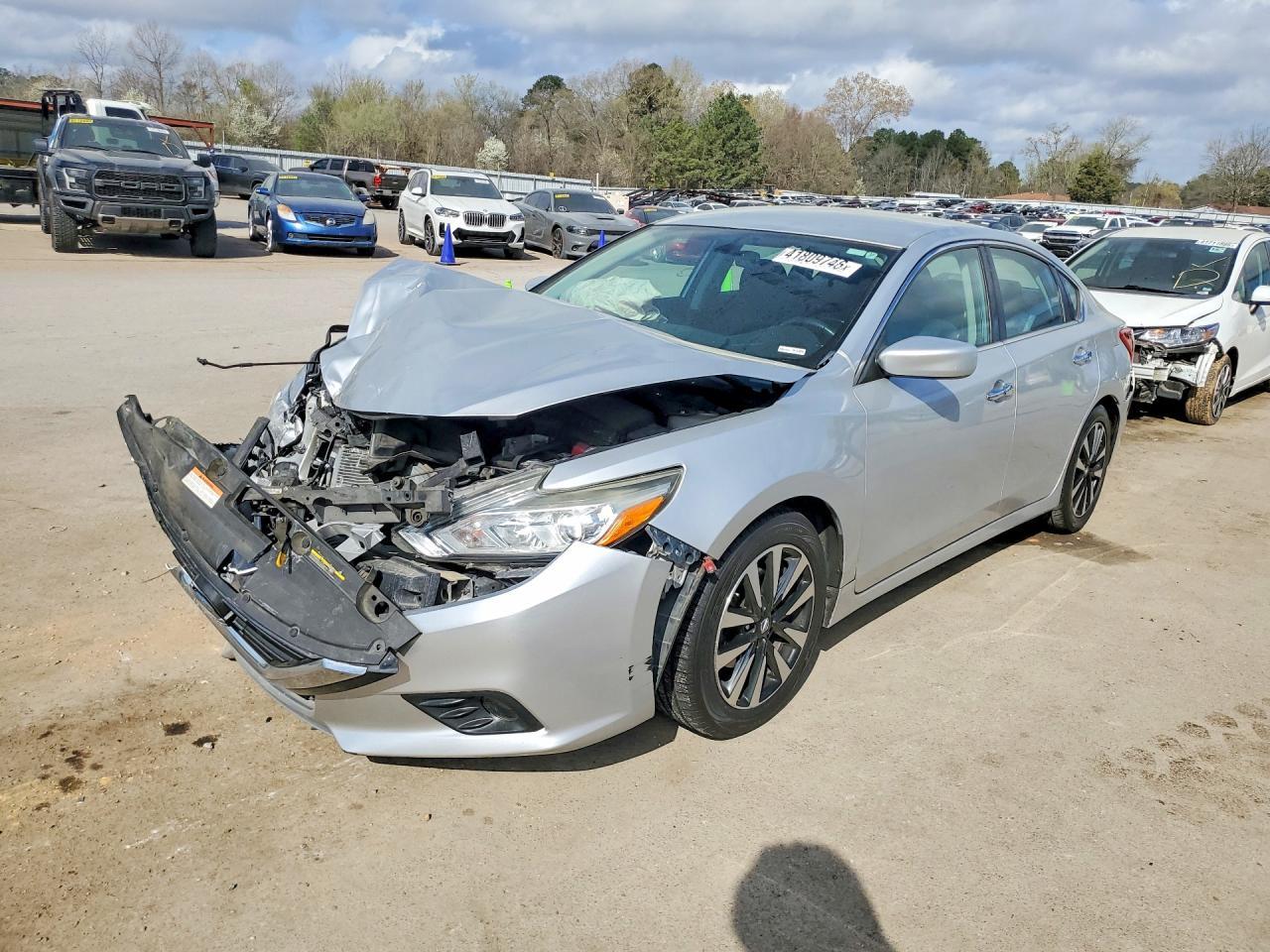 2018 Nissan Altima 2.5 Sv - zdjęcie główne