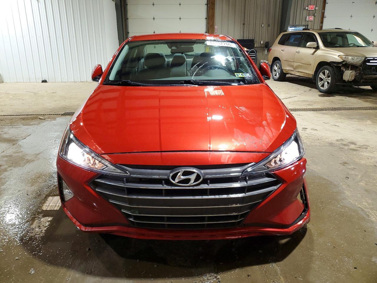 2019 Hyundai Elantra Sel - zdjęcie 5