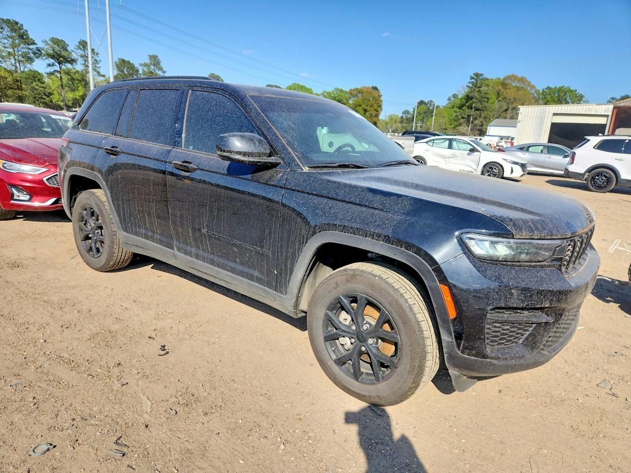 2025 Jeep Grand Cherokee Laredo - zdjęcie 4