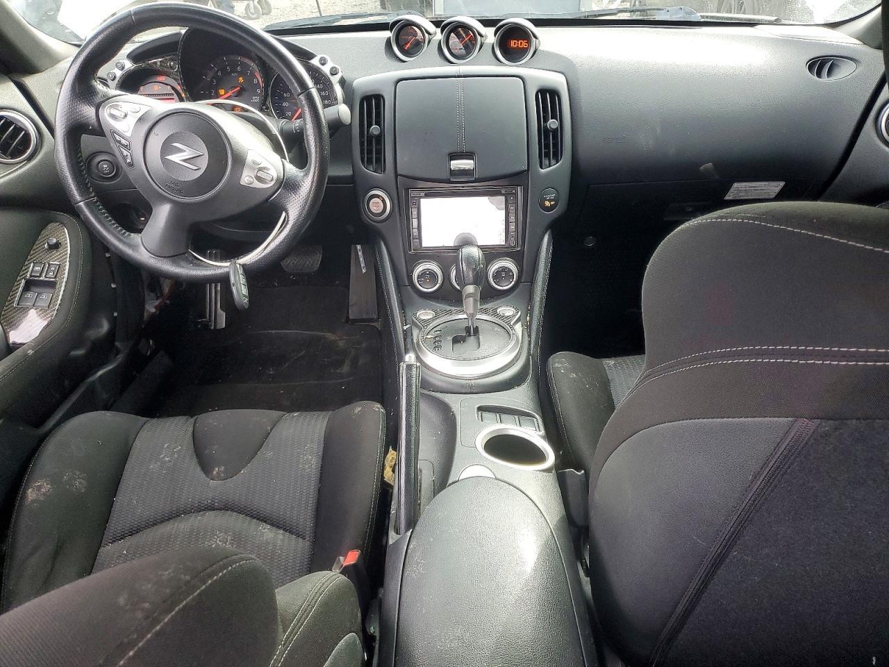 2015 Nissan 370Z Base - zdjęcie 8