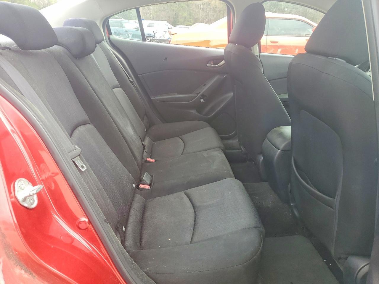 2016 Mazda 3 Sport - zdjęcie 10