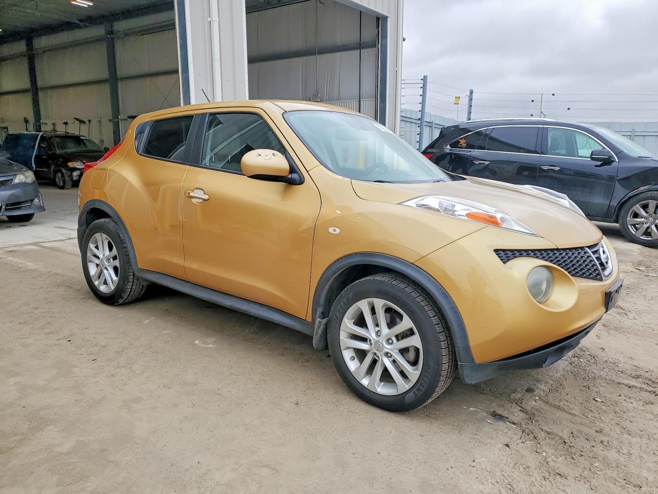 2013 Nissan Juke S - zdjęcie 4