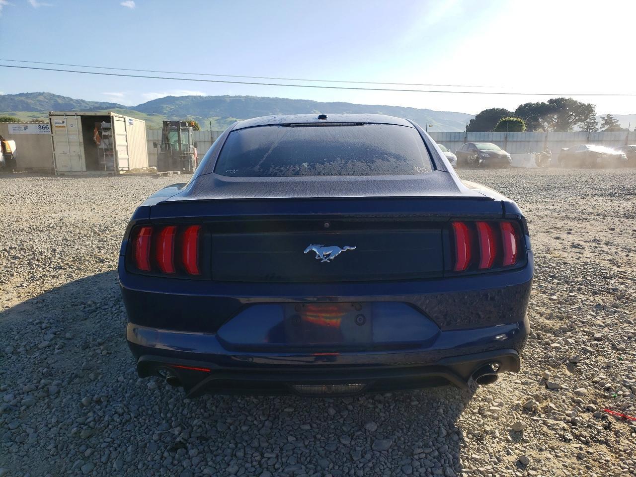 2019 Ford Mustang - zdjęcie 6