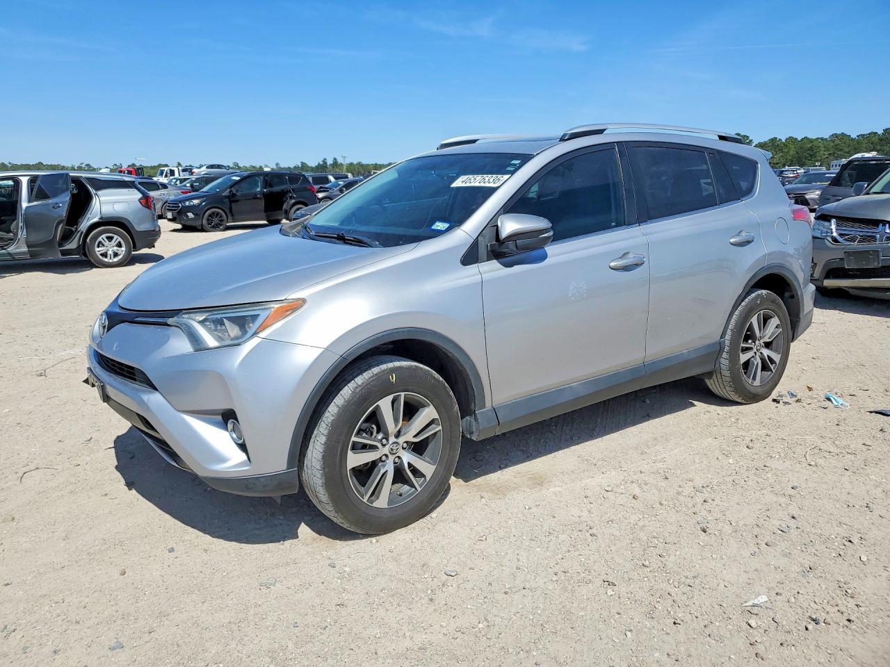 2016 Toyota Rav4 Xle - zdjęcie główne