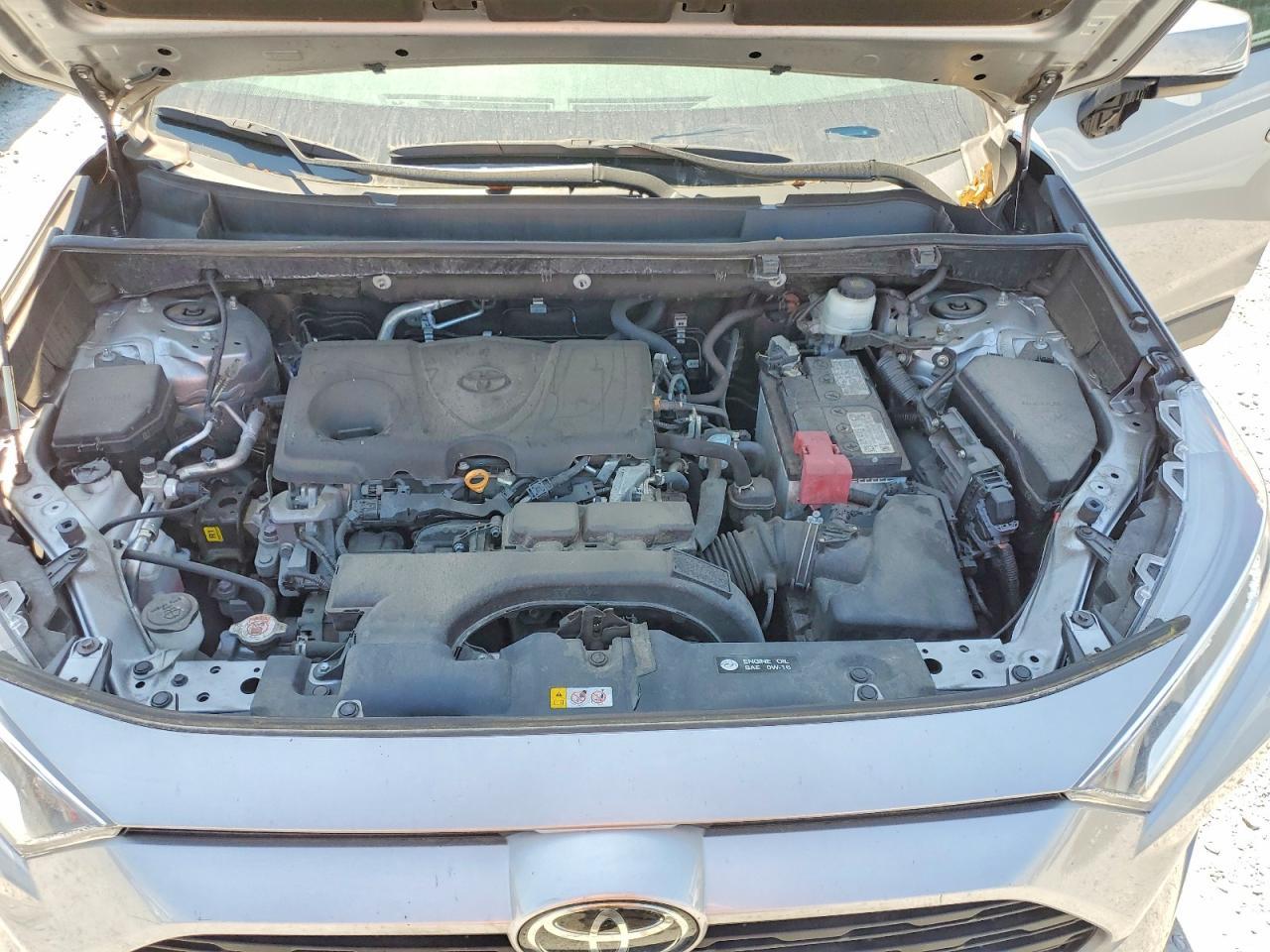 2021 Toyota Rav4 Xle - zdjęcie 12