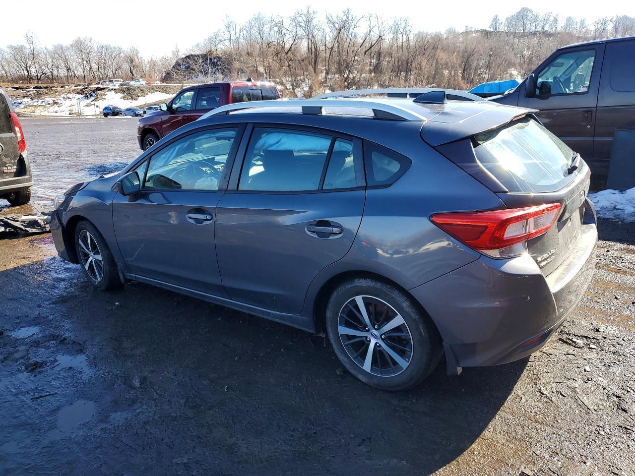 2019 Subaru Impreza Premium - zdjęcie 2