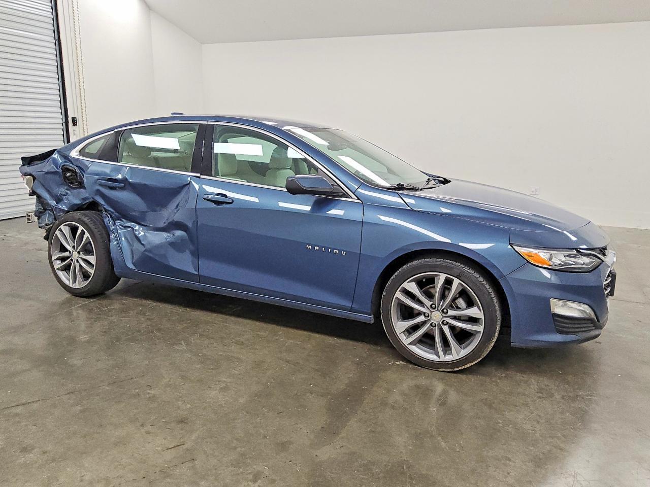 2024 Chevrolet Malibu Premier - zdjęcie 4