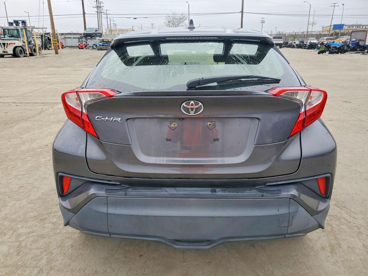 2019 Toyota C-Hr Le - zdjęcie 6