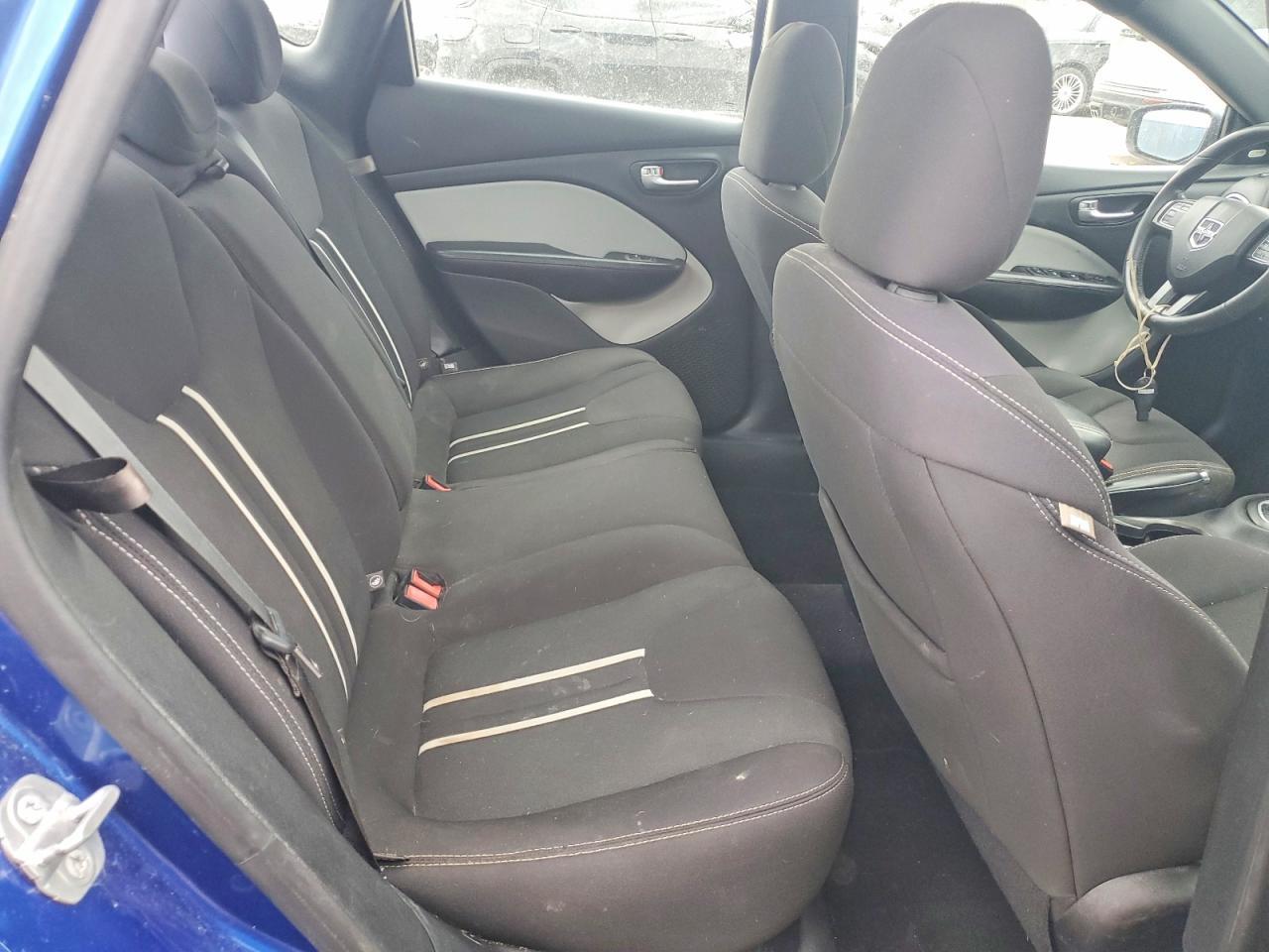 2014 Dodge Dart Sxt - zdjęcie 10