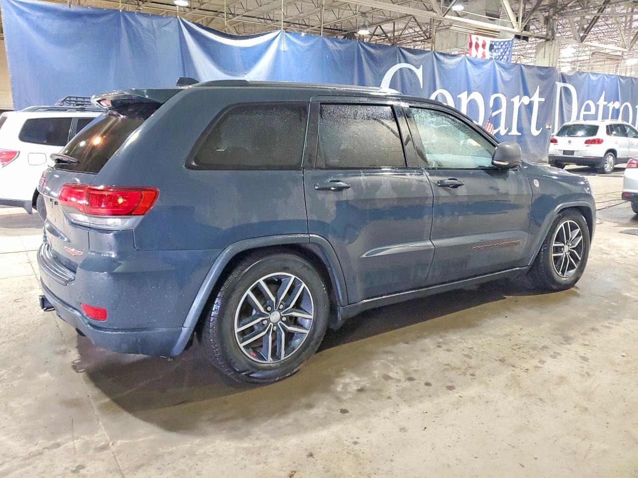 2018 Jeep Grand Cherokee Trailhawk - zdjęcie 3