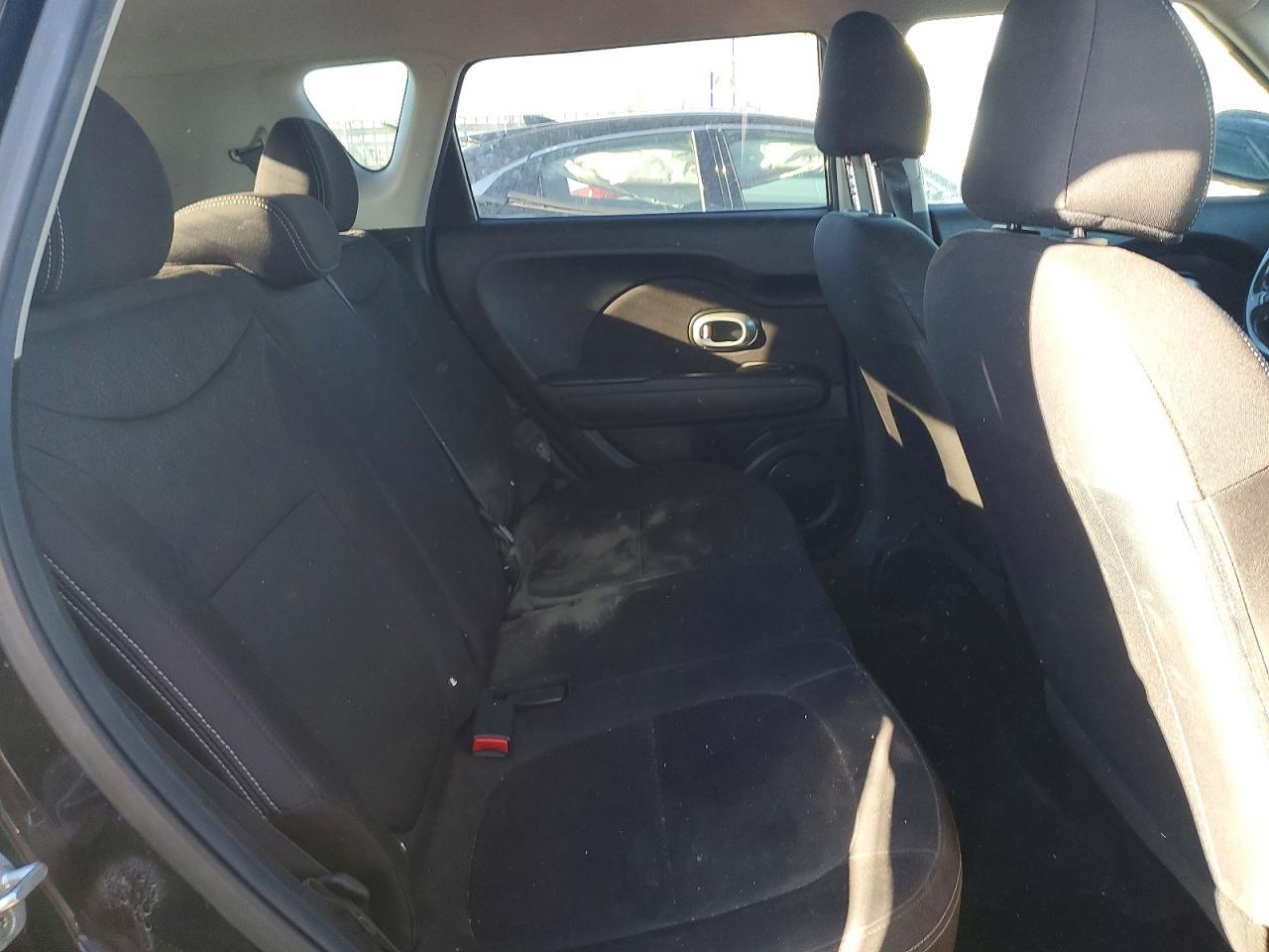 2017 Kia Soul Base - zdjęcie 10