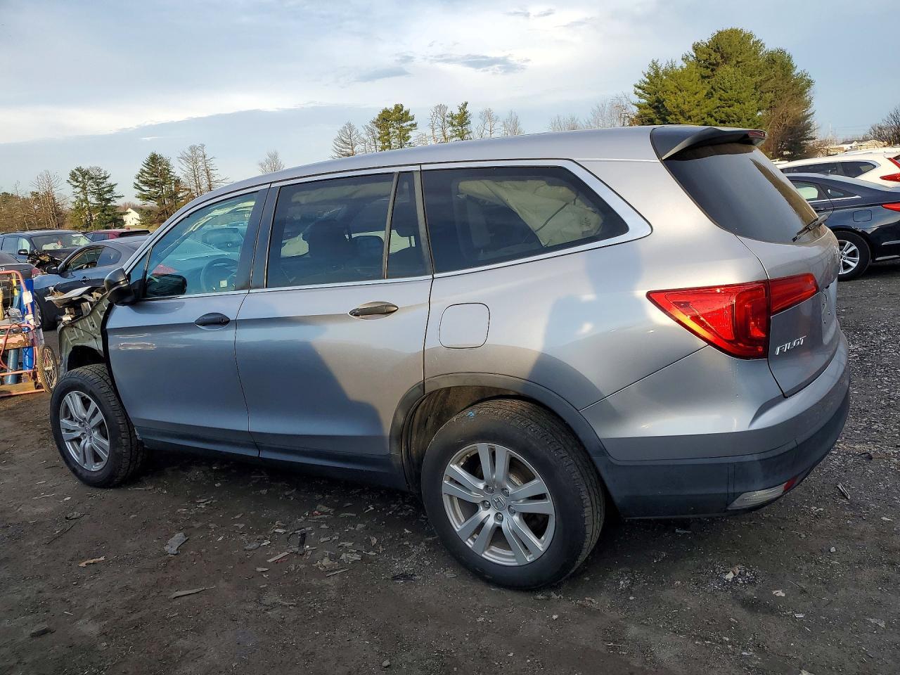 2016 Honda Pilot Lx - zdjęcie 2