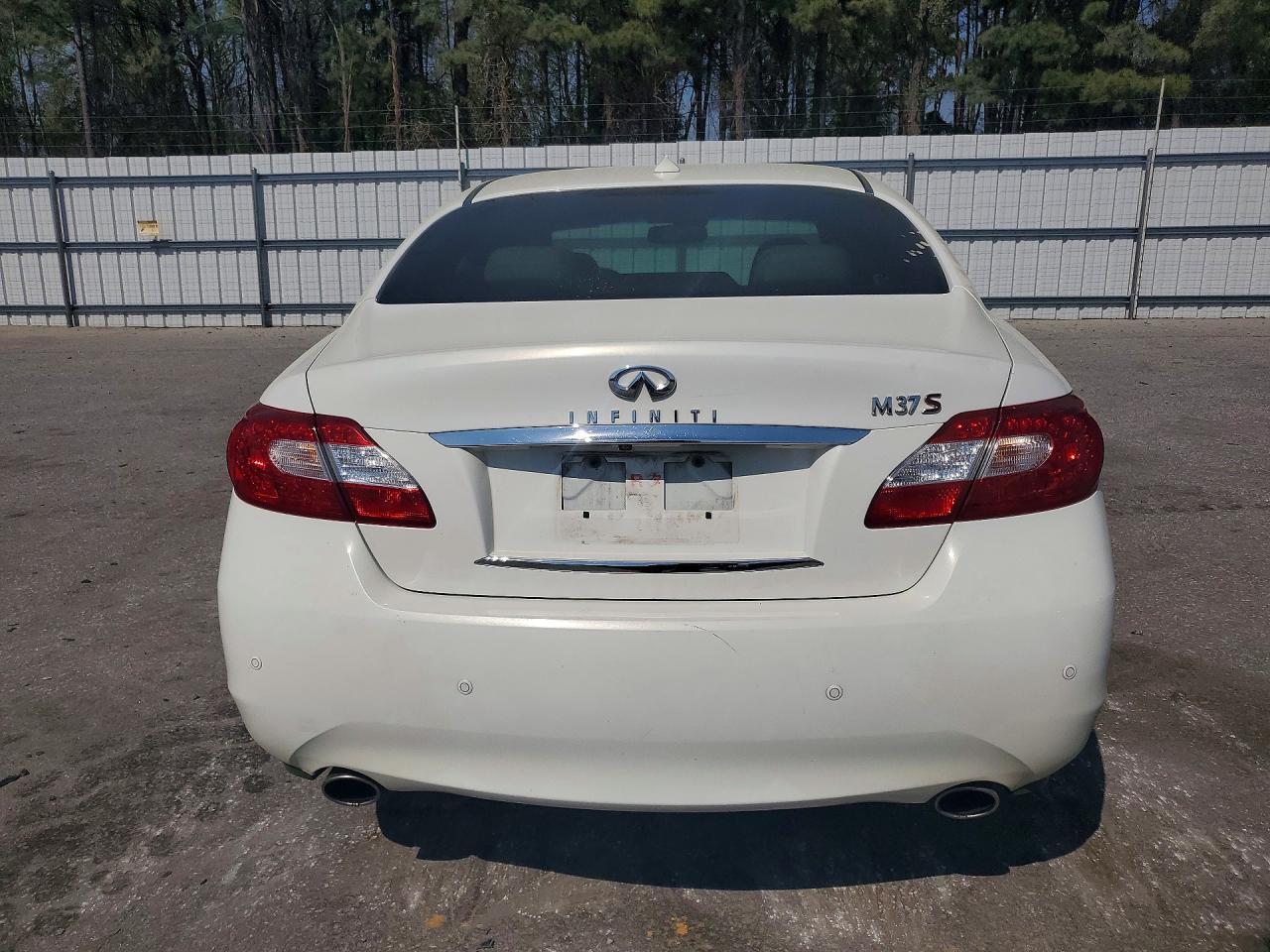 2013 Infiniti M37 Base - zdjęcie 6
