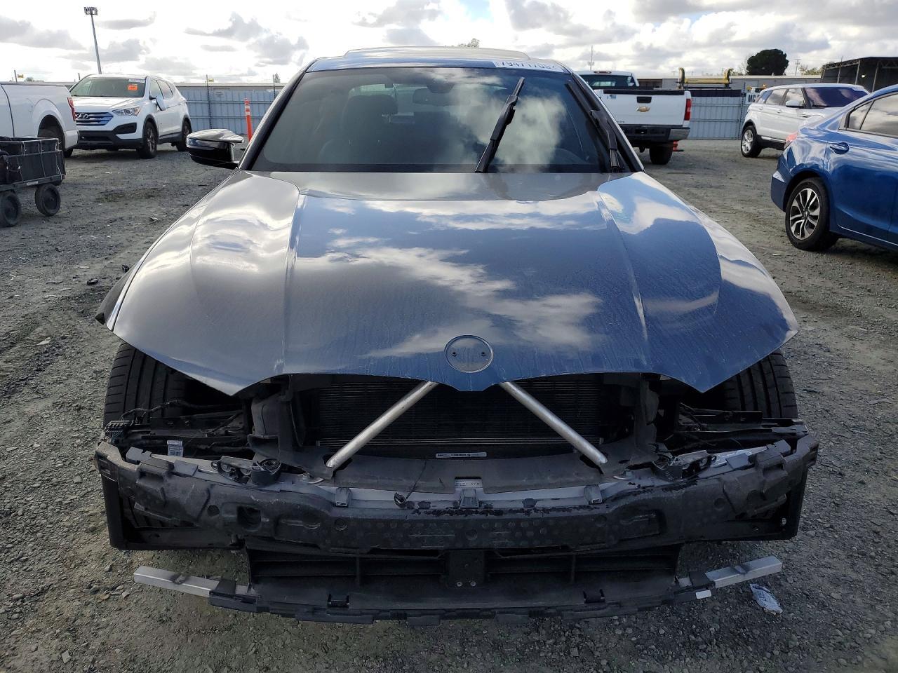 2021 BMW Motorrad 330I - zdjęcie 5