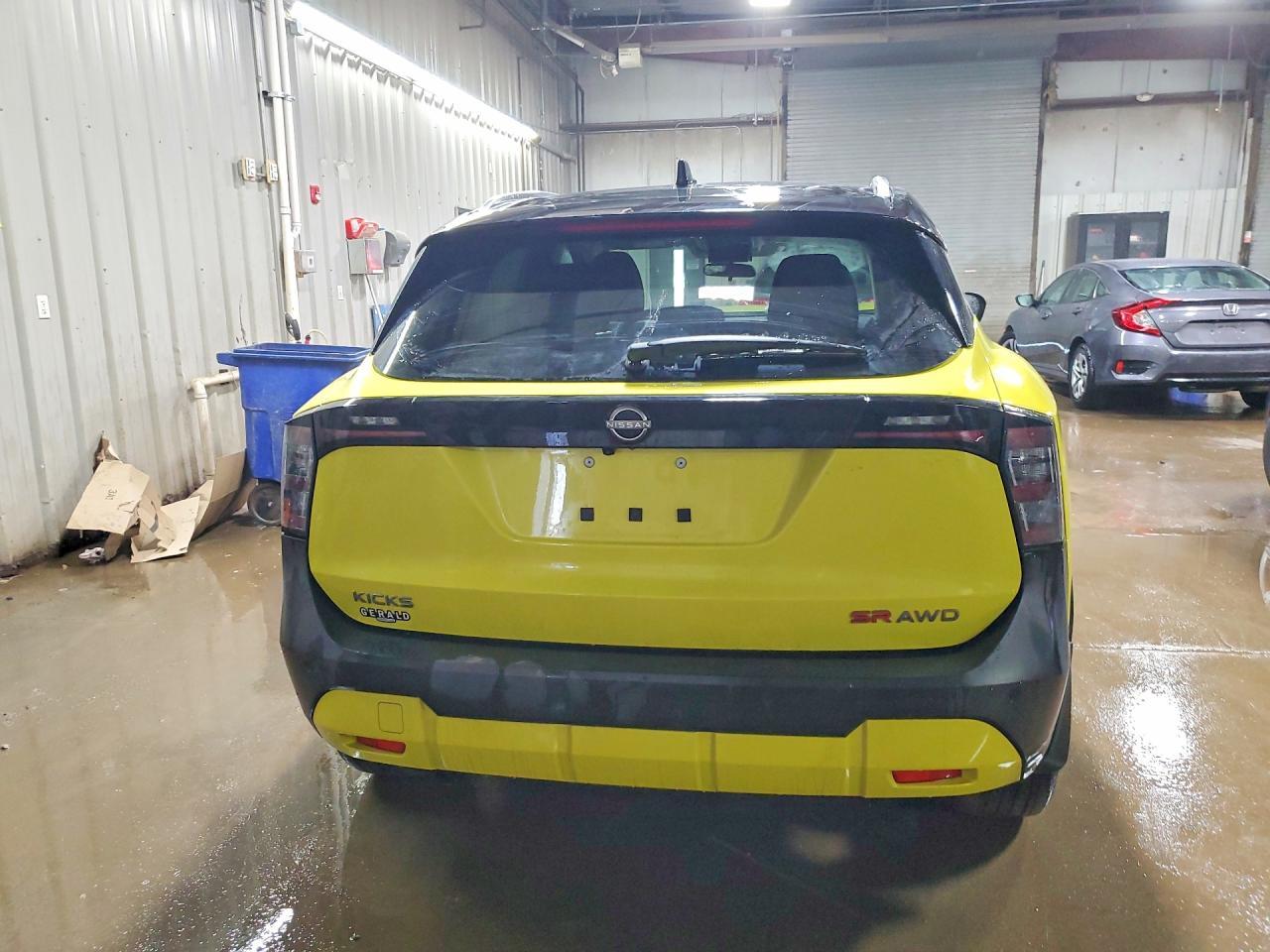 2025 Nissan Kicks Sr - zdjęcie 6