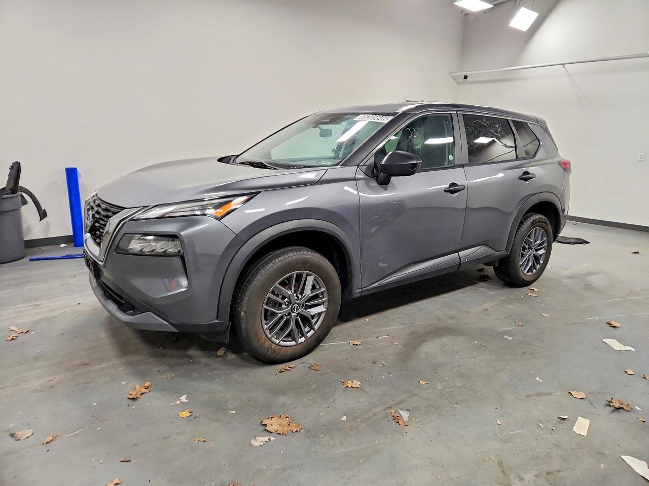 2023 Nissan Rogue S - zdjęcie główne