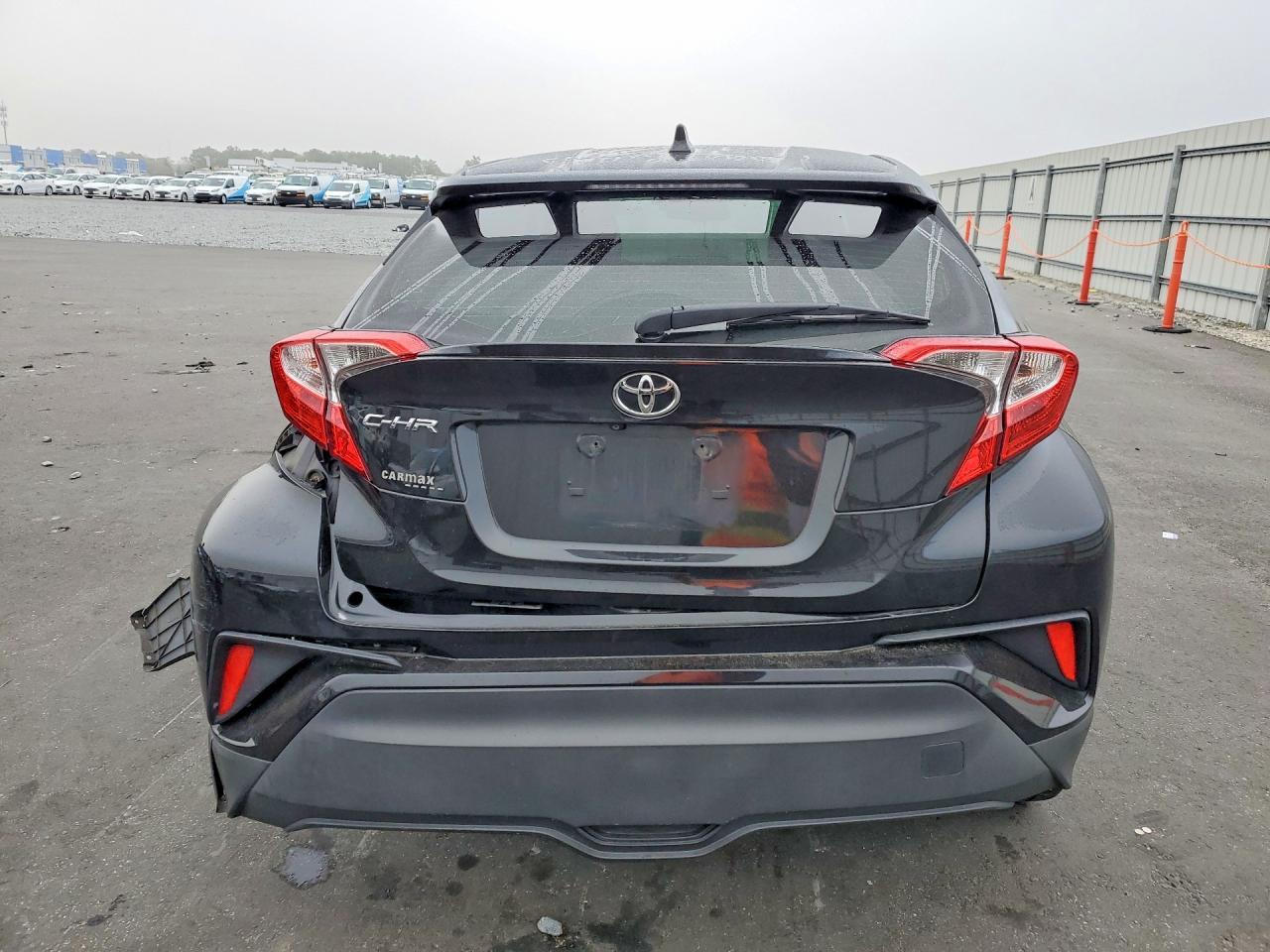 2019 Toyota C-Hr Xle - zdjęcie 6
