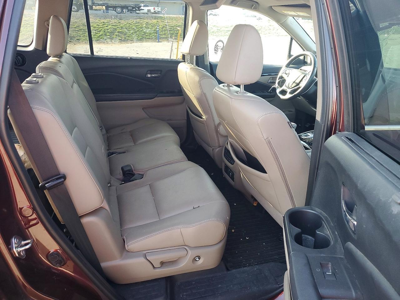 2020 Honda Pilot Touring - zdjęcie 11