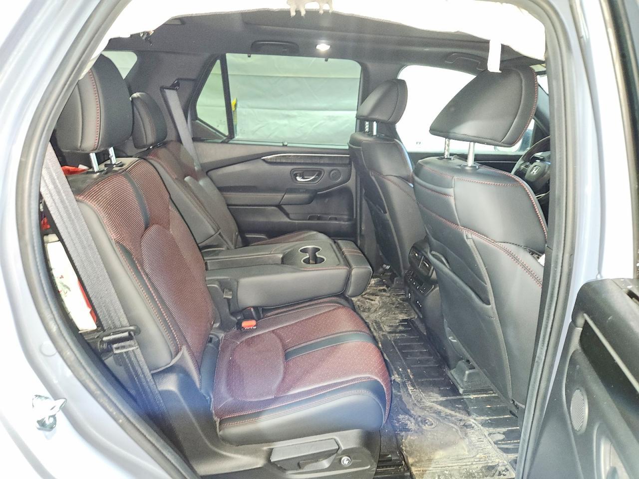 2025 Honda Pilot Black - zdjęcie 11