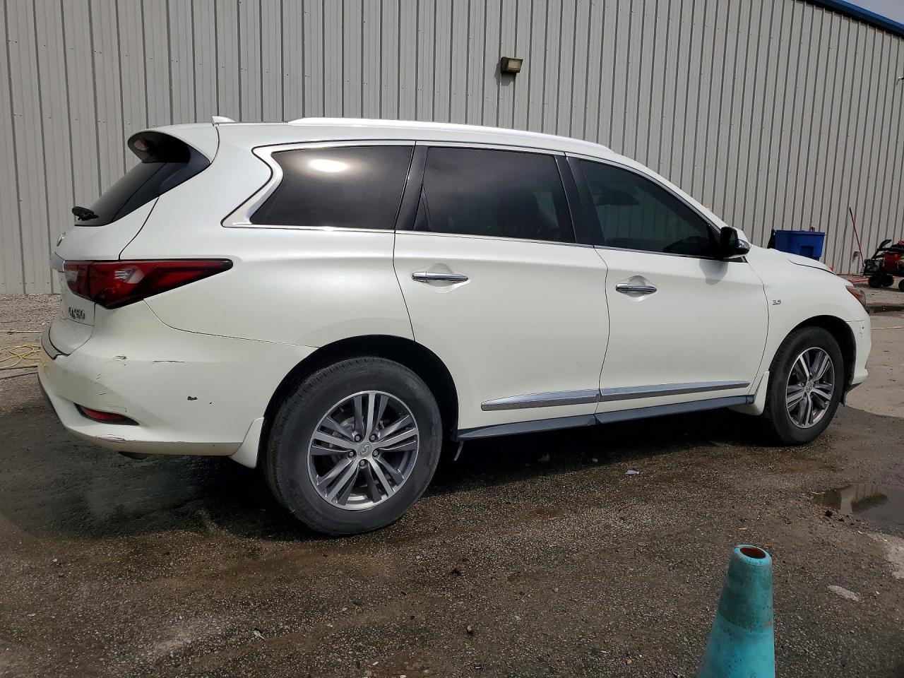 2020 Infiniti Qx60 Luxe - zdjęcie 3