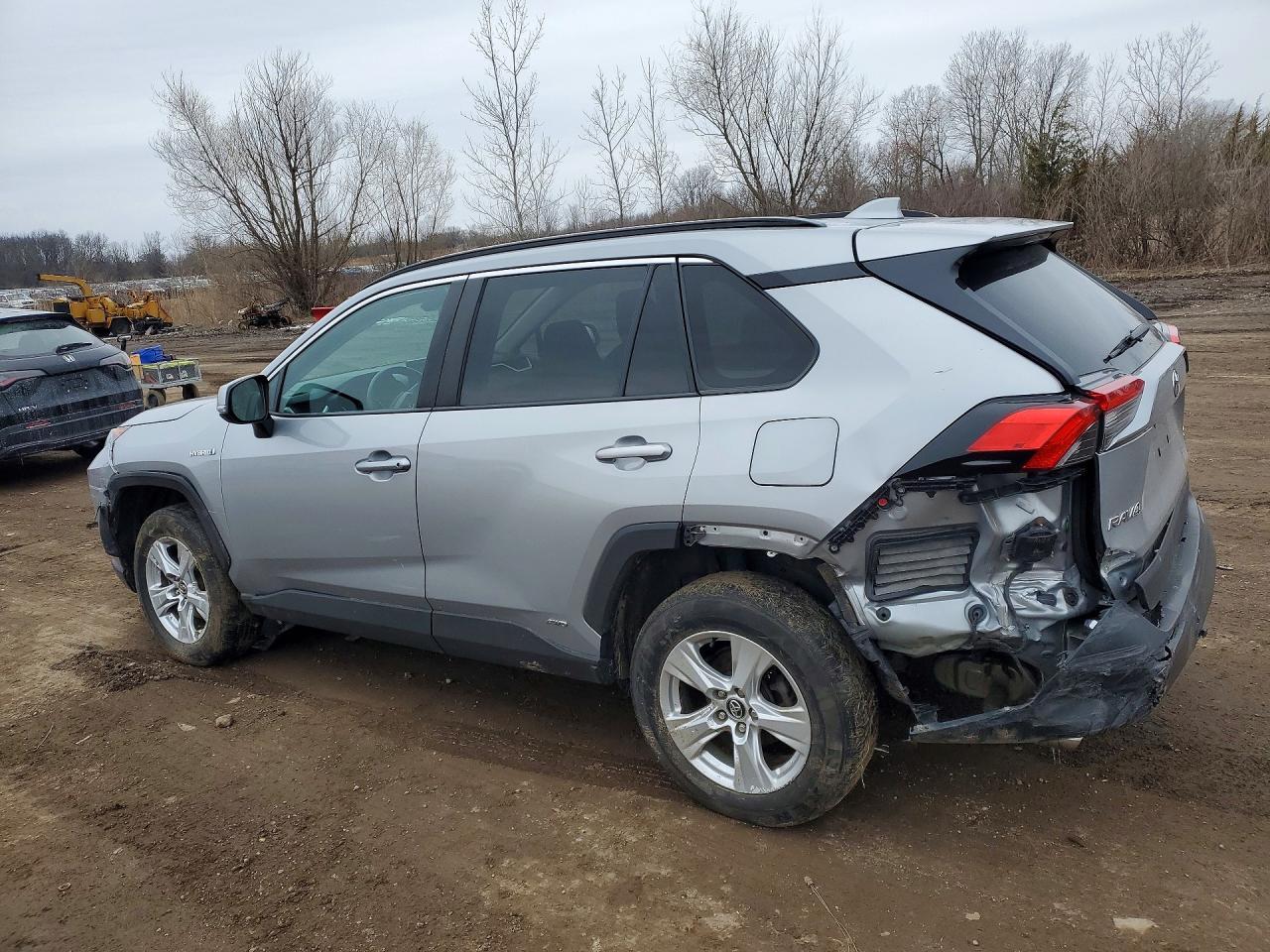 2020 Toyota Rav4 Hybrid Xle - zdjęcie 2
