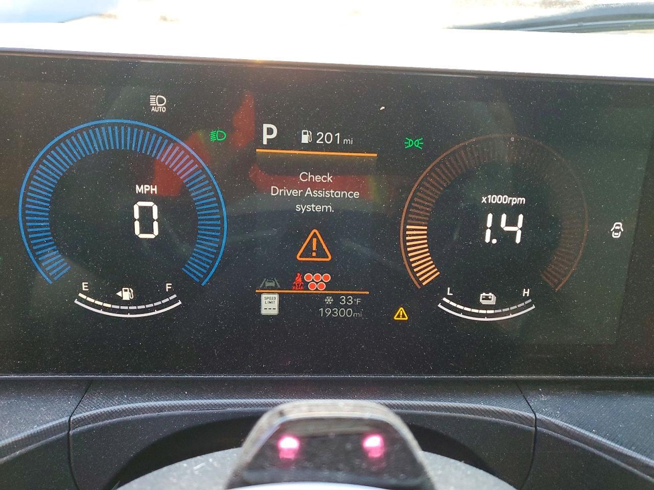 2025 Hyundai Santa Fe Sel - zdjęcie 9