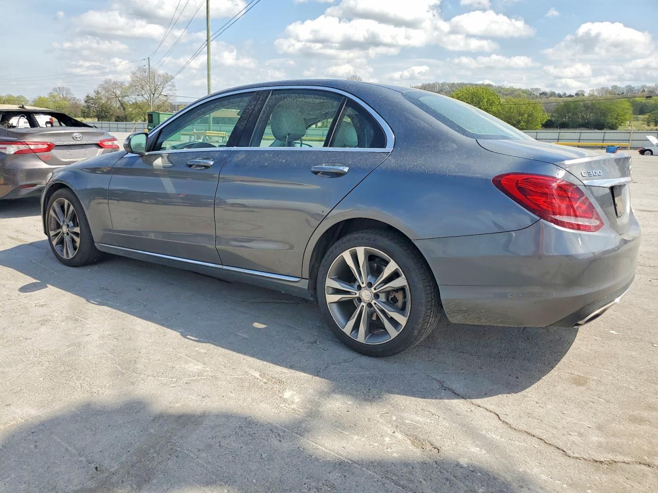 2017 Mercedes-Benz C 300 - zdjęcie 2