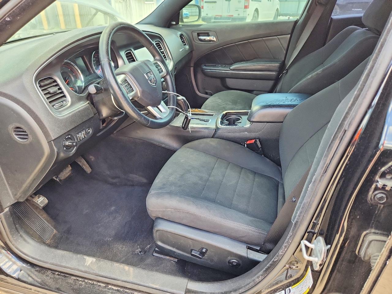 2014 Dodge Charger R - zdjęcie 7