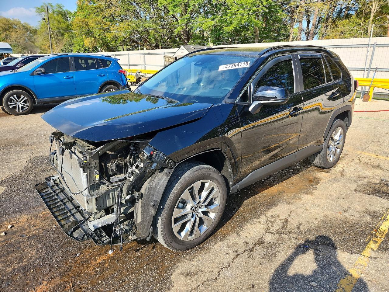 2023 Toyota Rav4 Xle Premium - zdjęcie główne