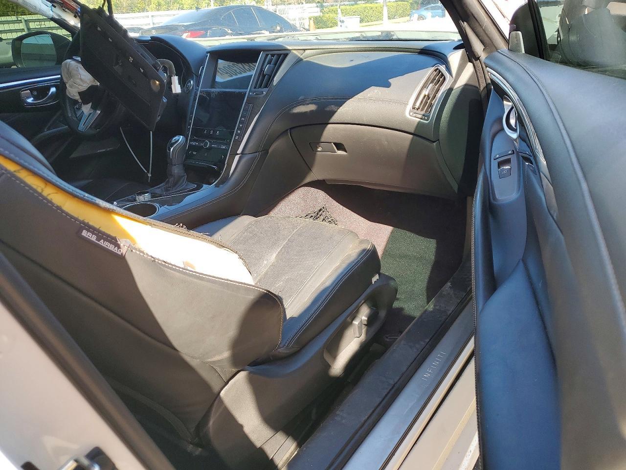 2017 Infiniti Q60 3.0T Premium - zdjęcie 8