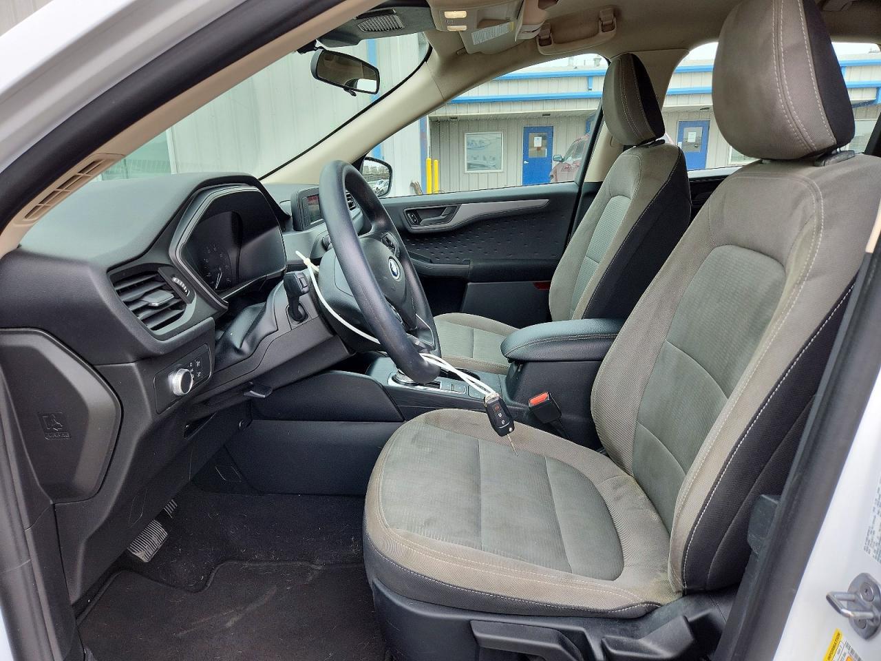 2020 Ford Escape S - zdjęcie 7